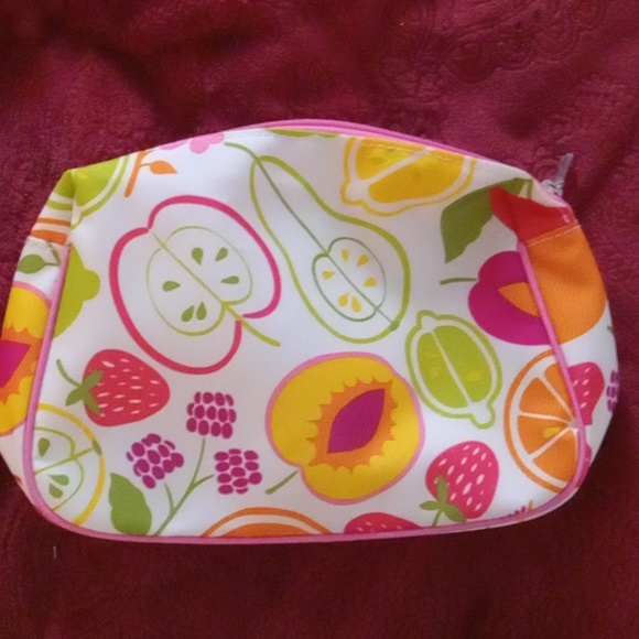 CLINIQUE MAKEUP BAG - Picture 2 of 4